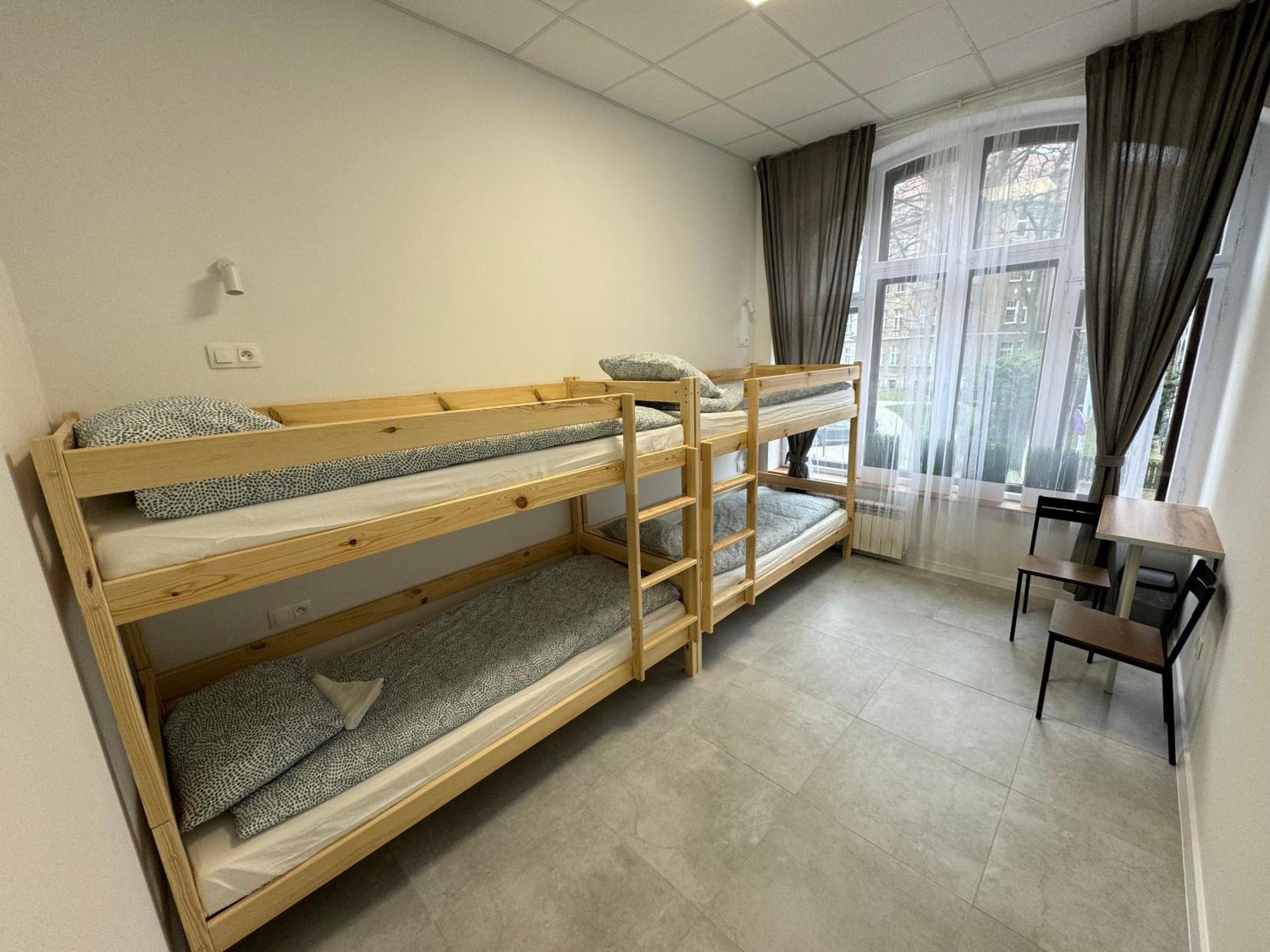 Green Hostel Katowice - 24H Parking Exterior photo