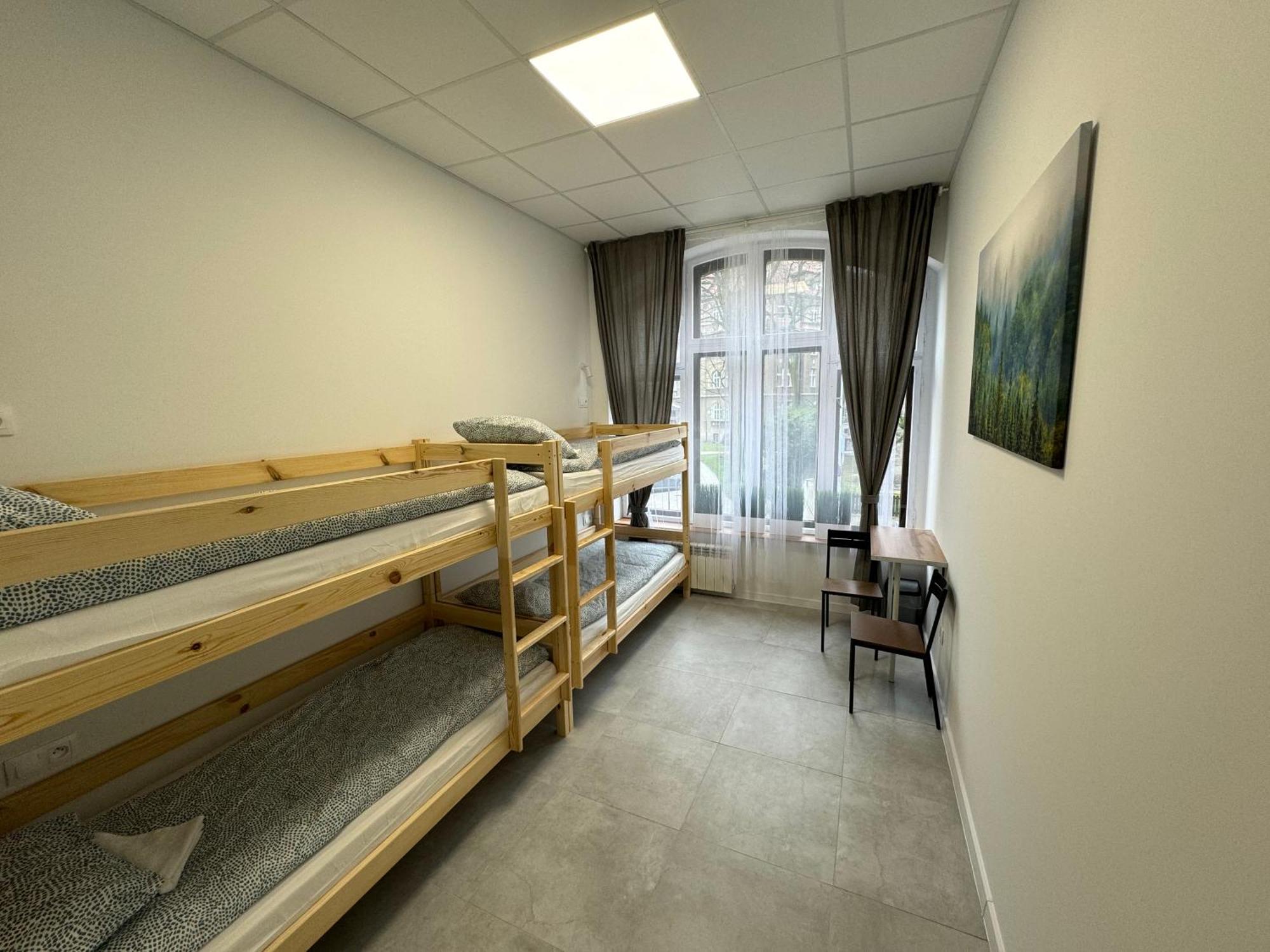 Green Hostel Katowice - 24H Parking Exterior photo