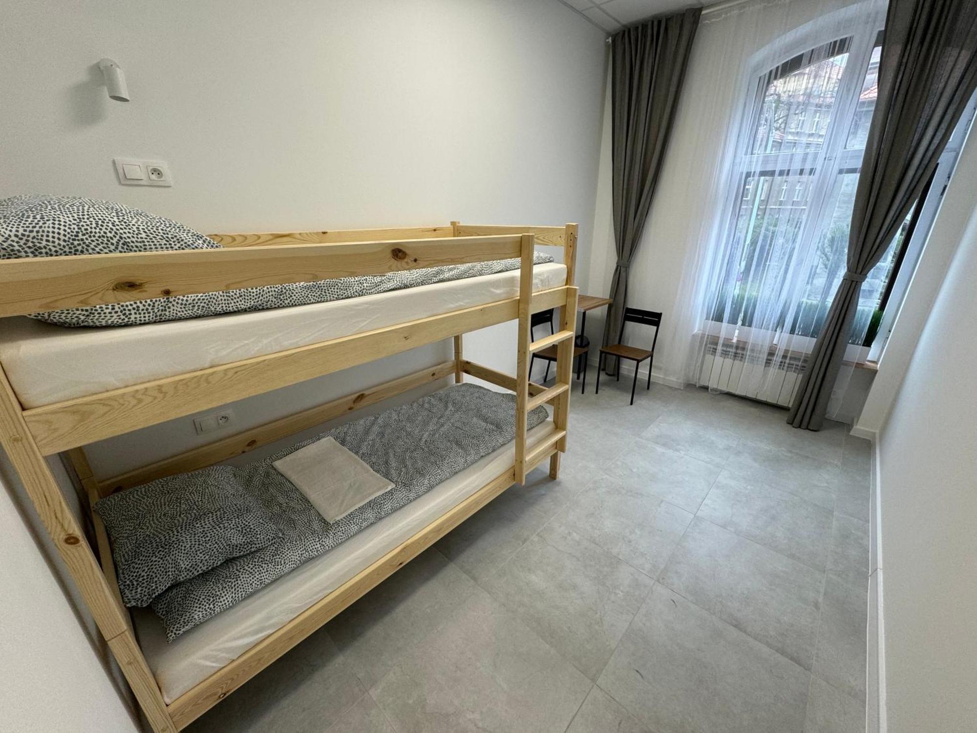 Green Hostel Katowice - 24H Parking Exterior photo